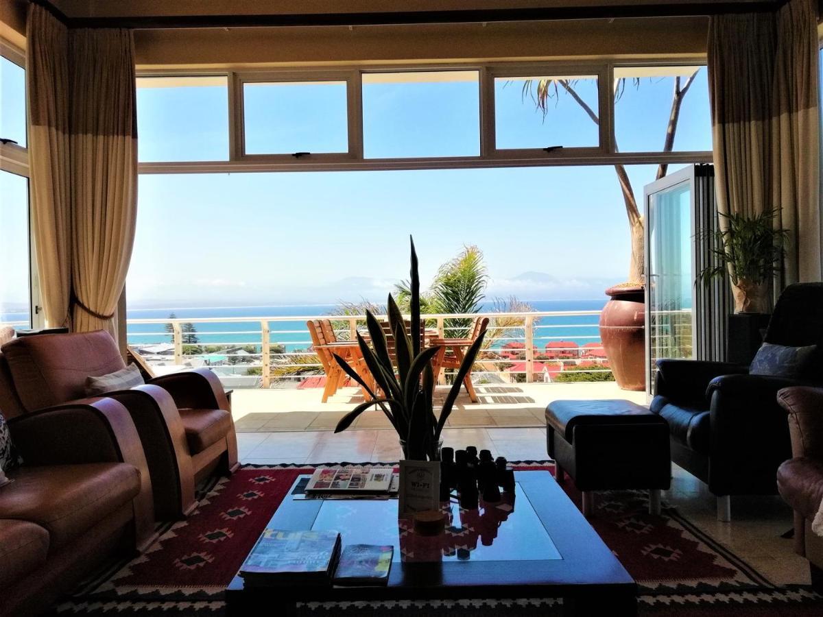 4 On Montagu Accommodation Mossel Bay Exterior foto