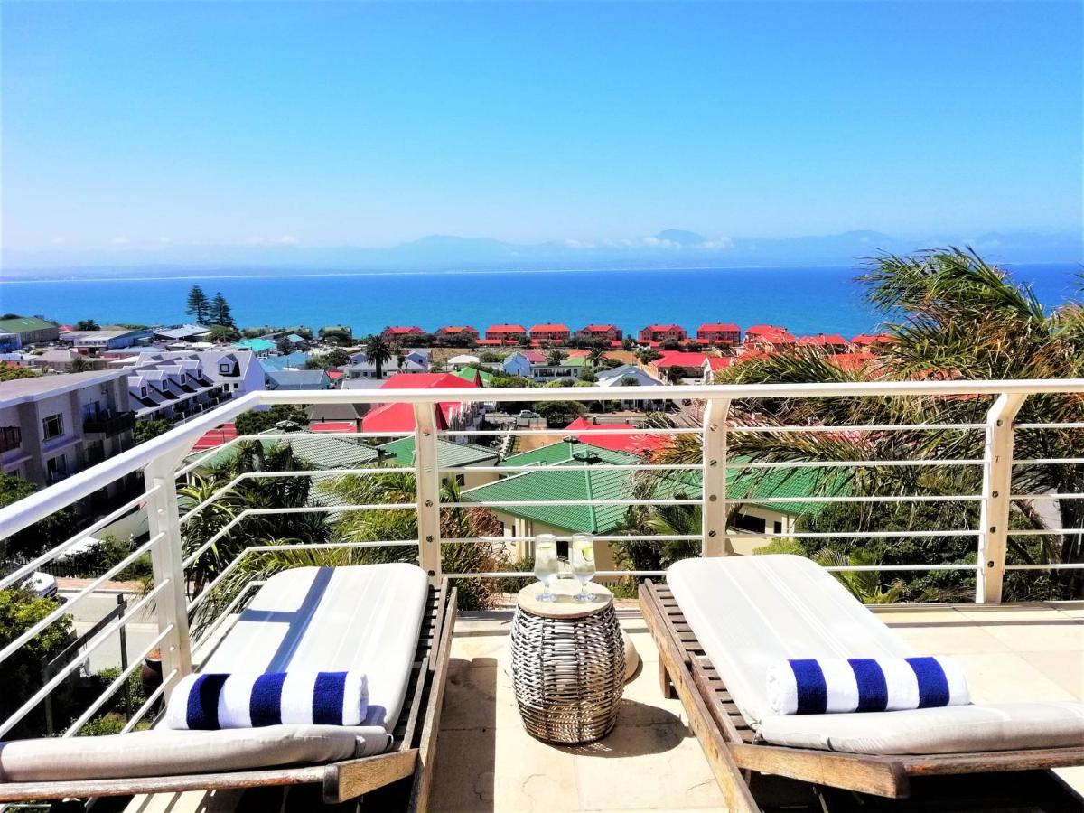 4 On Montagu Accommodation Mossel Bay Exterior foto